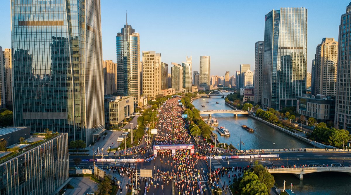 蜜桃城市马拉松航拍视频